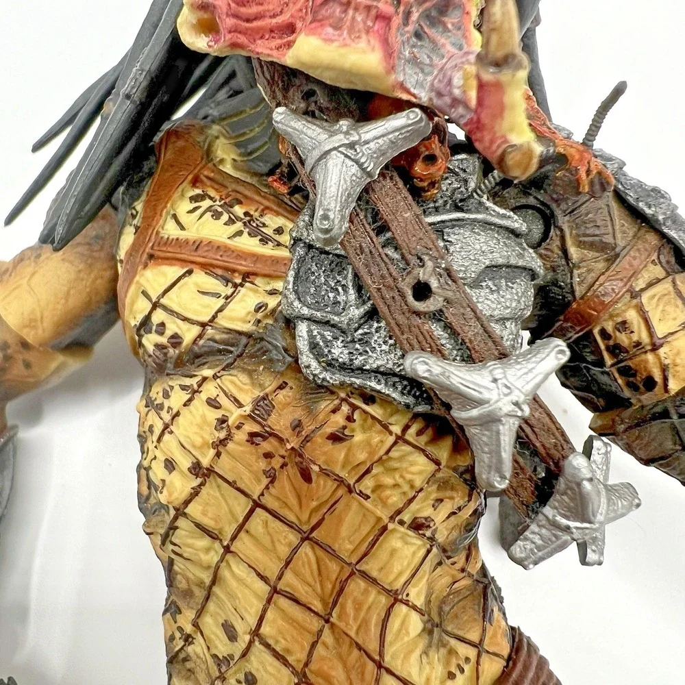 NECA AVP Requiem Unmasked Wolf Predator Figure Damaged Parts Repair 2008 Open